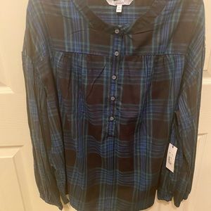 New with tags Ladies Blouse Size L